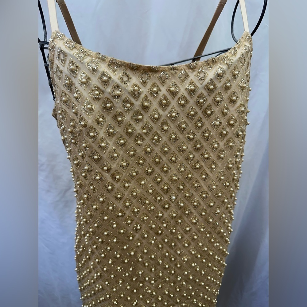 Forever 21 Gold pearl detail shift dress size L - Picture 8 of 10